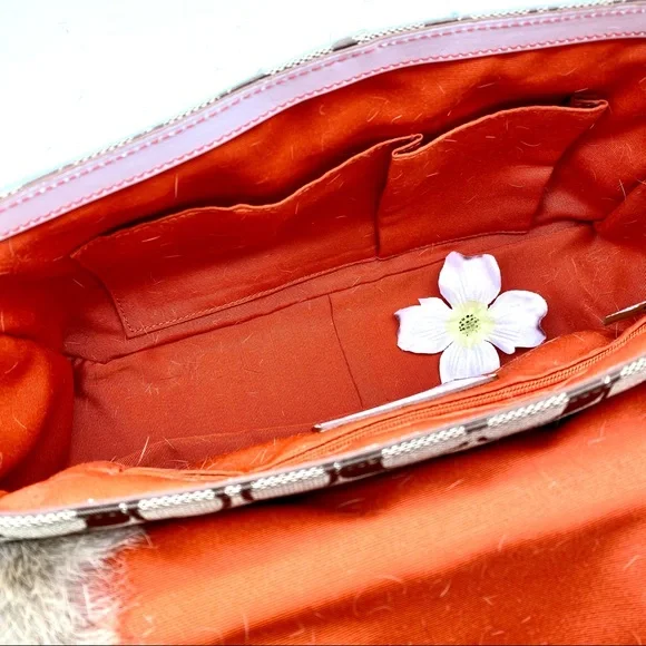 EUC COACH Fur Signature Ski Flap Shoulder Bag - Picture 14 of 16